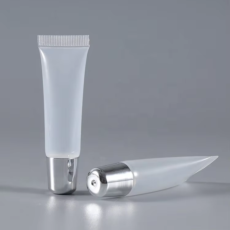 Tube transparent couvercle argent 15ml