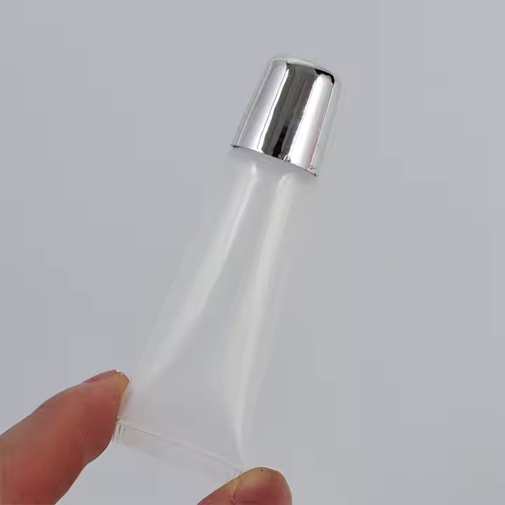 Tube transparent couvercle argent 15ml
